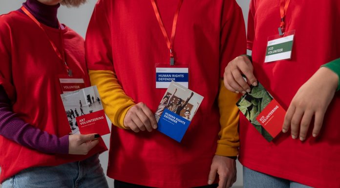 distribuzione-volantini-porta-a-porta