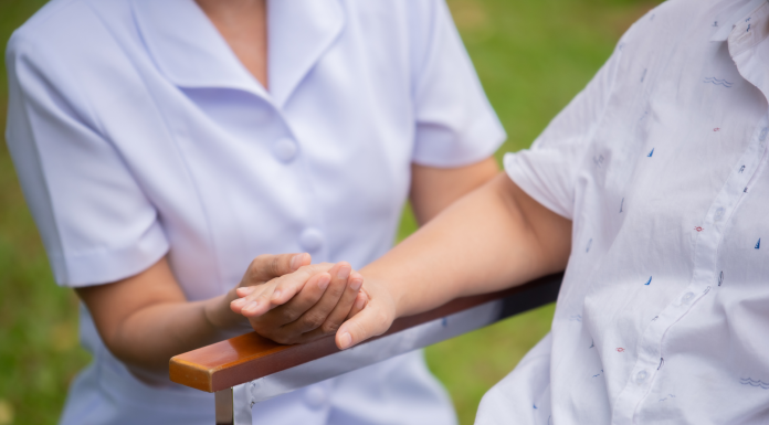 Supporto per persona non autosufficiente Roma